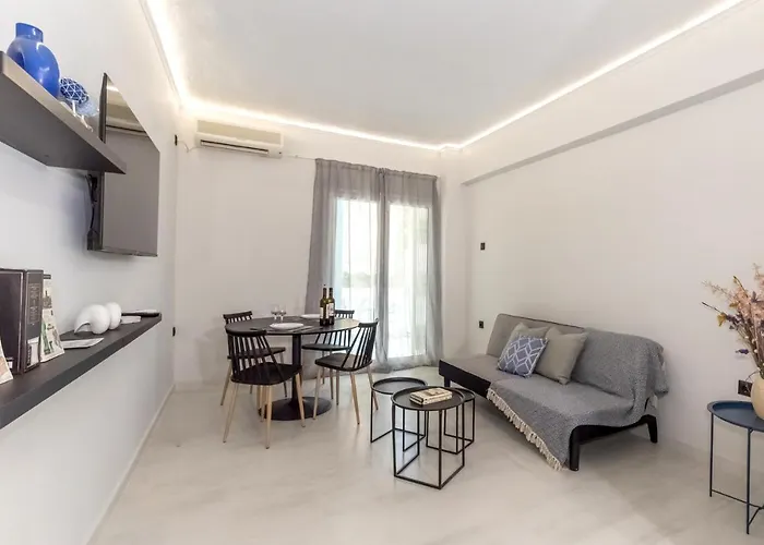V.L.A Apartments By The Sea