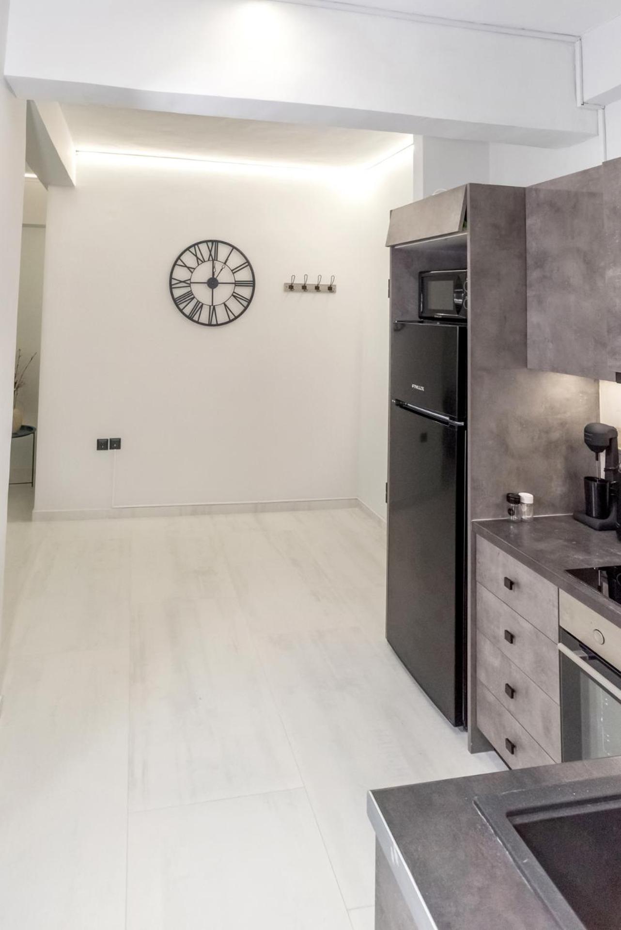 Apartment V.l.a By The Sea *